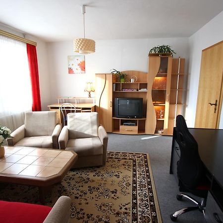 Karin'S Behagliche Ferienwohnung Benshausen Exterior photo